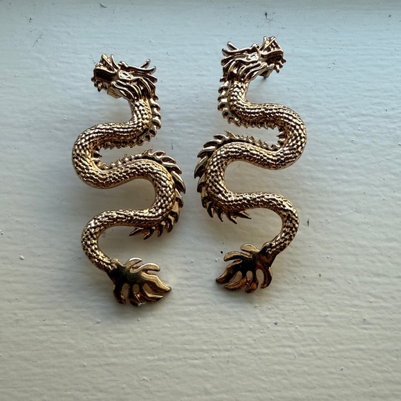 Jewelry - Gold Dragon Earrings